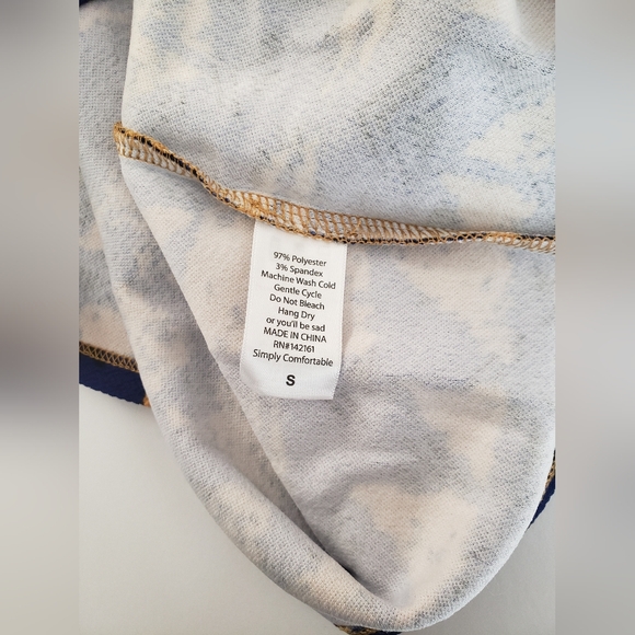 LuLaRoe Cassie Pencil Skirt - Picture 4 of 4